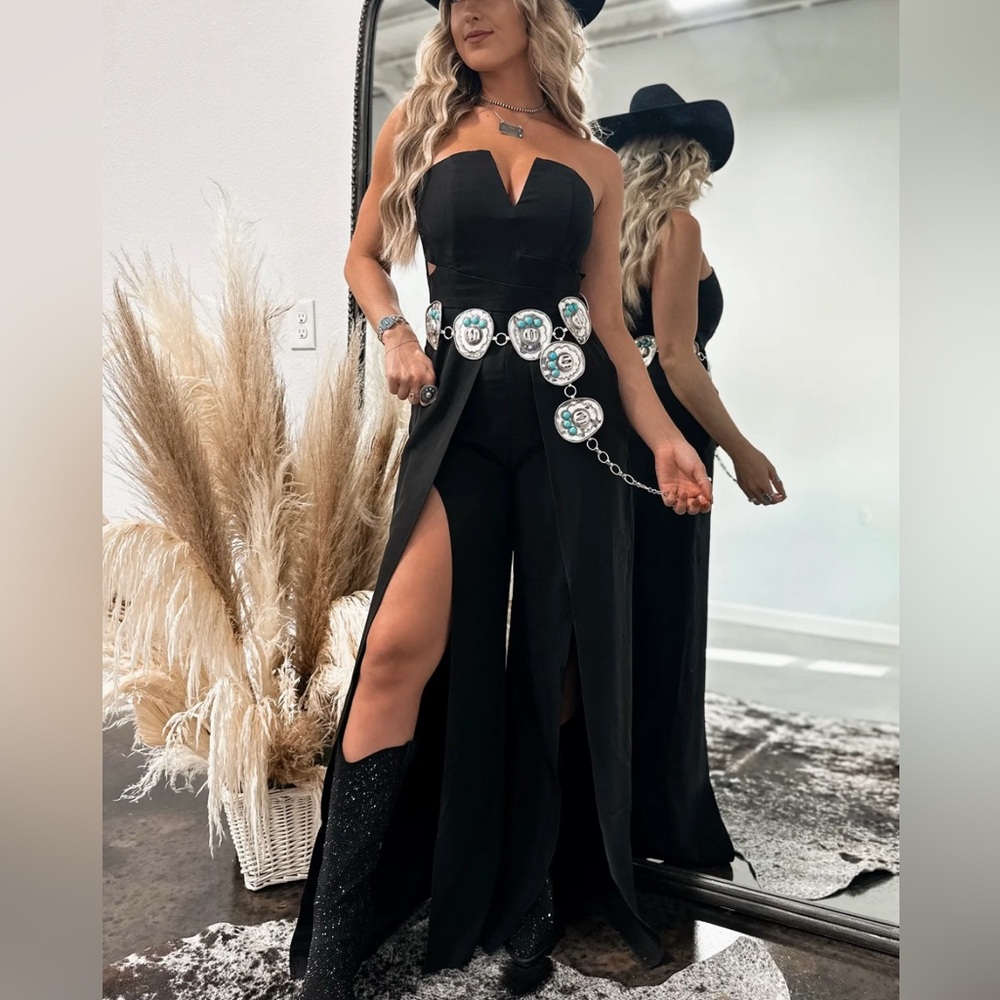 Elegant Black Jumpsuit with Slit